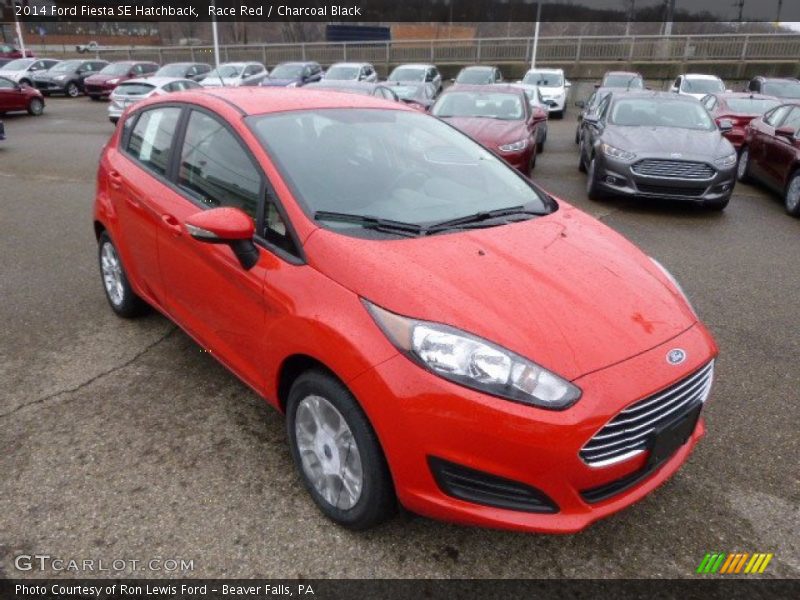 Race Red / Charcoal Black 2014 Ford Fiesta SE Hatchback