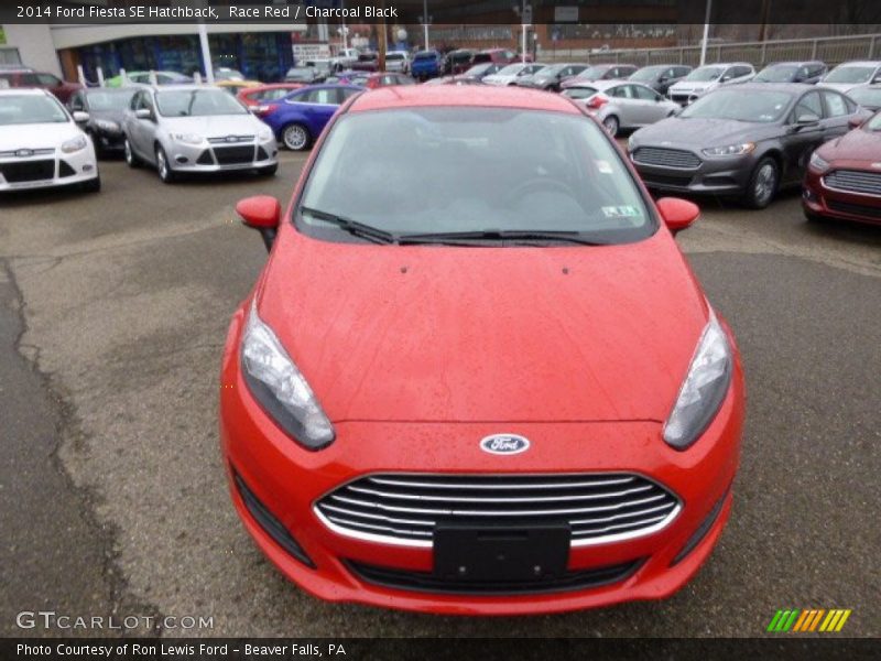 Race Red / Charcoal Black 2014 Ford Fiesta SE Hatchback
