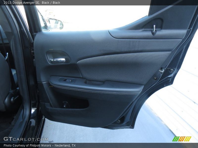 Black / Black 2013 Dodge Avenger SE