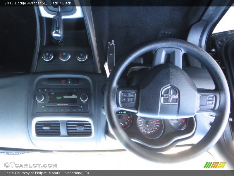 Black / Black 2013 Dodge Avenger SE