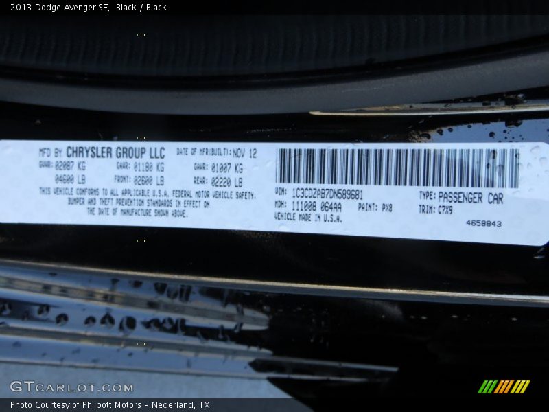 Black / Black 2013 Dodge Avenger SE