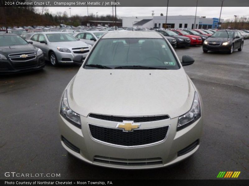 Champagne Silver Metallic / Jet Black 2014 Chevrolet Cruze LT
