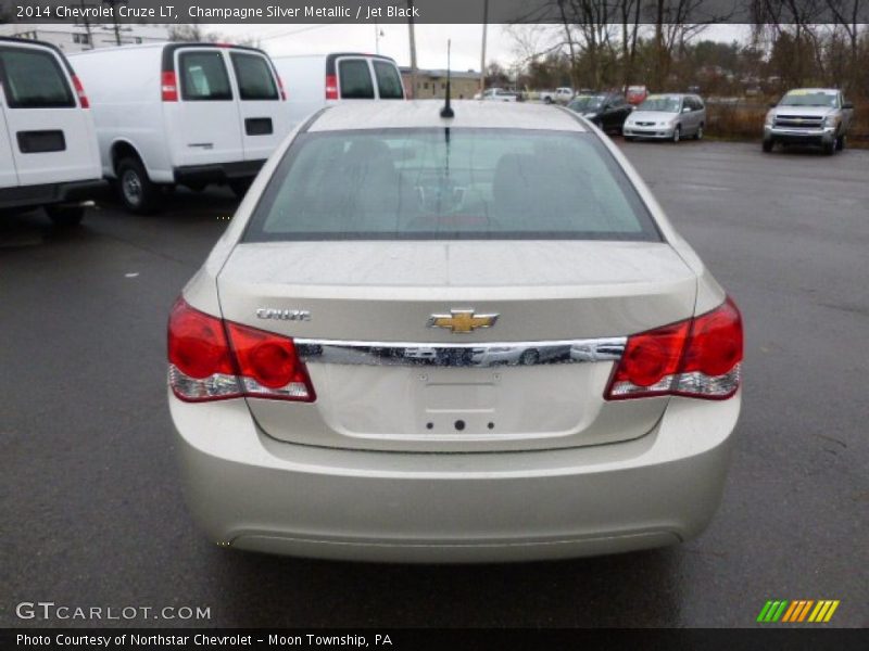 Champagne Silver Metallic / Jet Black 2014 Chevrolet Cruze LT