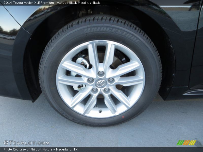  2014 Avalon XLE Premium Wheel