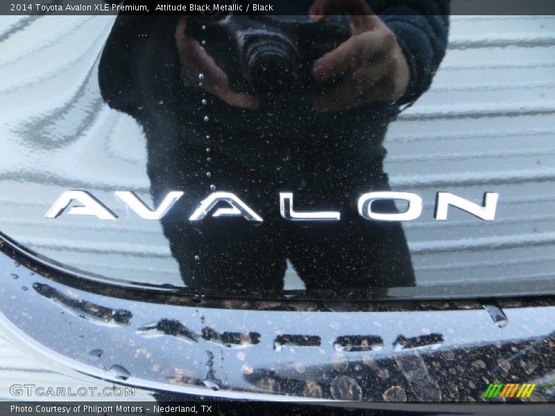 Attitude Black Metallic / Black 2014 Toyota Avalon XLE Premium