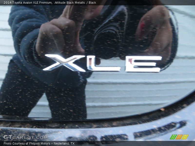Attitude Black Metallic / Black 2014 Toyota Avalon XLE Premium