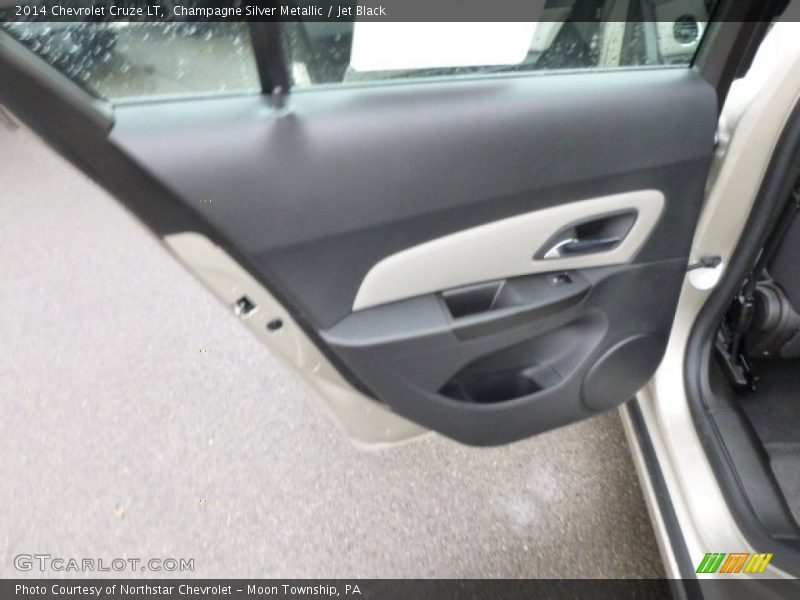 Champagne Silver Metallic / Jet Black 2014 Chevrolet Cruze LT