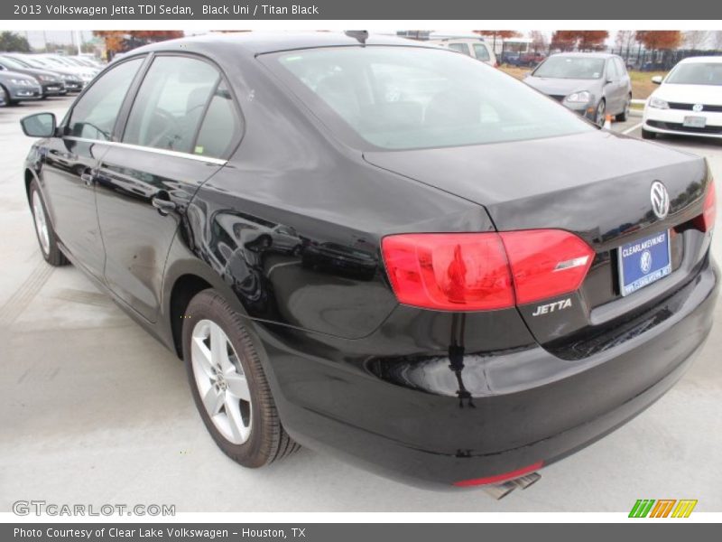 Black Uni / Titan Black 2013 Volkswagen Jetta TDI Sedan