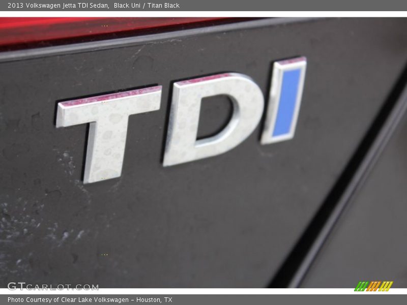 Black Uni / Titan Black 2013 Volkswagen Jetta TDI Sedan