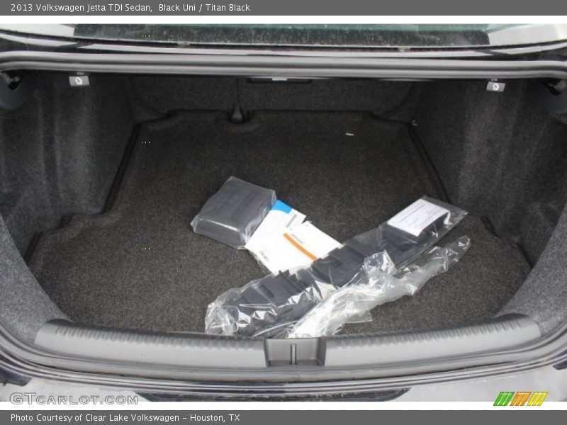 Black Uni / Titan Black 2013 Volkswagen Jetta TDI Sedan