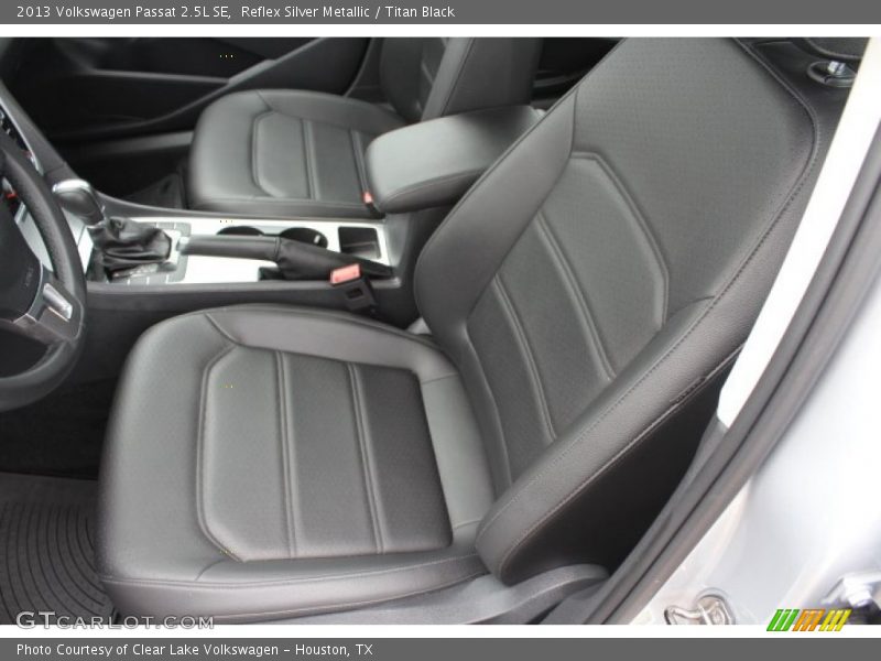 Reflex Silver Metallic / Titan Black 2013 Volkswagen Passat 2.5L SE