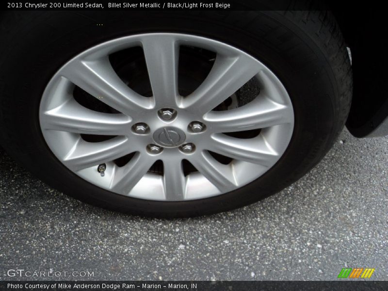 Billet Silver Metallic / Black/Light Frost Beige 2013 Chrysler 200 Limited Sedan