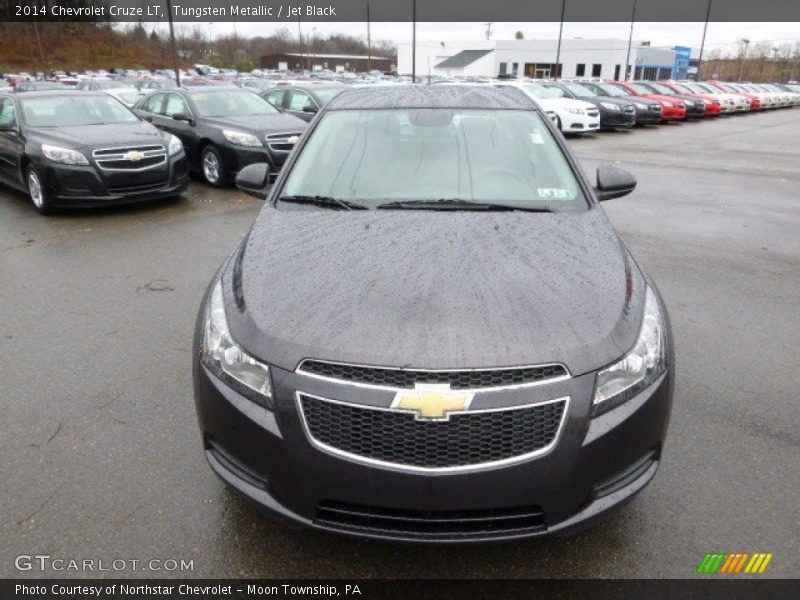 Tungsten Metallic / Jet Black 2014 Chevrolet Cruze LT