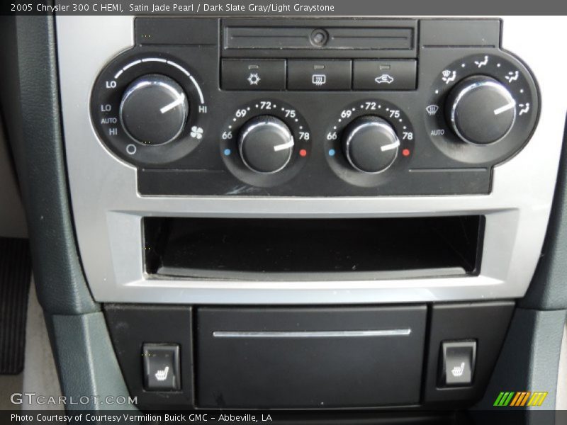 Satin Jade Pearl / Dark Slate Gray/Light Graystone 2005 Chrysler 300 C HEMI