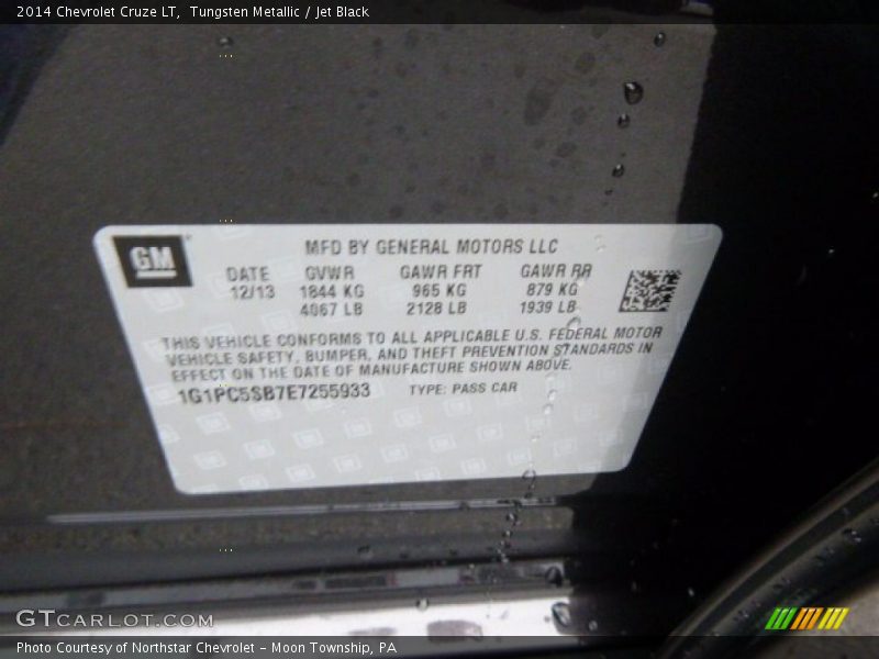 Tungsten Metallic / Jet Black 2014 Chevrolet Cruze LT