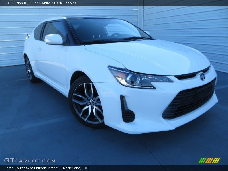Super White / Dark Charcoal 2014 Scion tC