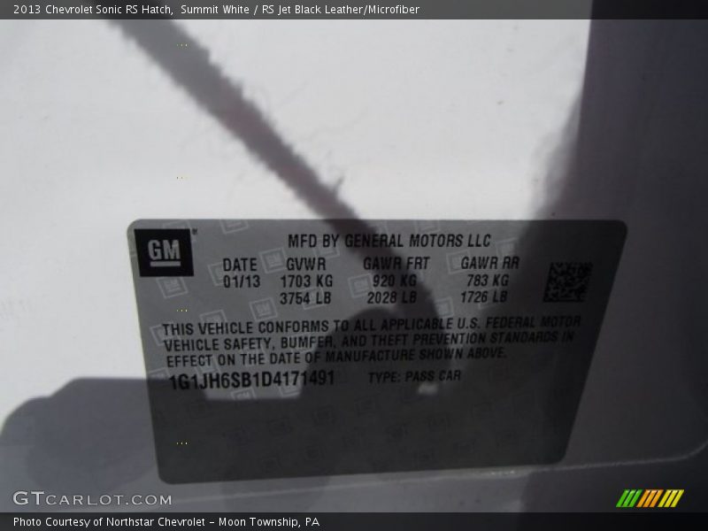 Summit White / RS Jet Black Leather/Microfiber 2013 Chevrolet Sonic RS Hatch