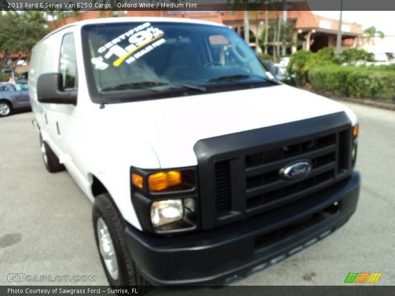 Oxford White / Medium Flint 2013 Ford E Series Van E250 Cargo