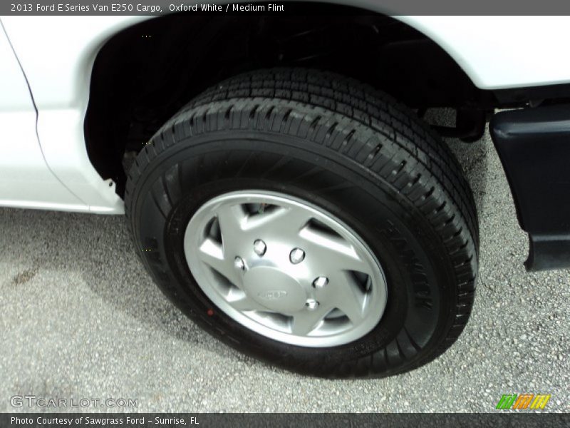 Oxford White / Medium Flint 2013 Ford E Series Van E250 Cargo
