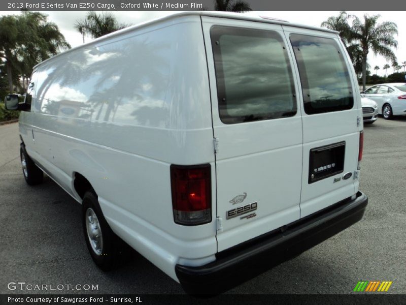 Oxford White / Medium Flint 2013 Ford E Series Van E250 Cargo