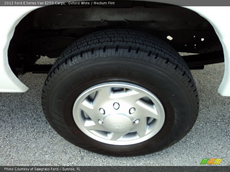 Oxford White / Medium Flint 2013 Ford E Series Van E250 Cargo