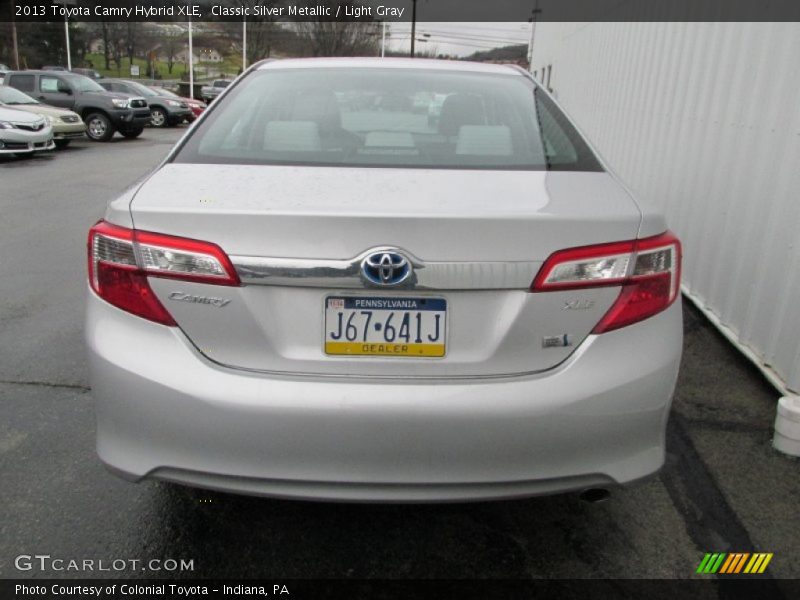 Classic Silver Metallic / Light Gray 2013 Toyota Camry Hybrid XLE