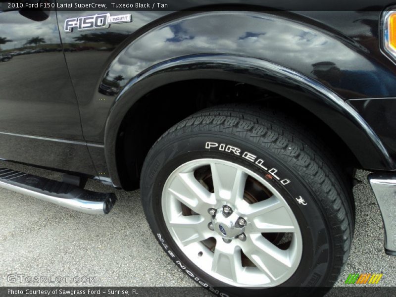 Tuxedo Black / Tan 2010 Ford F150 Lariat SuperCrew