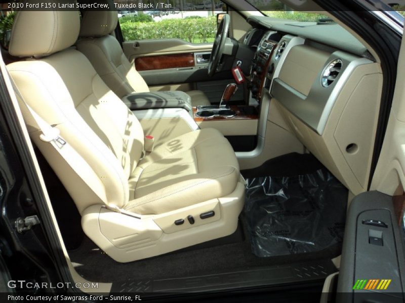 Tuxedo Black / Tan 2010 Ford F150 Lariat SuperCrew