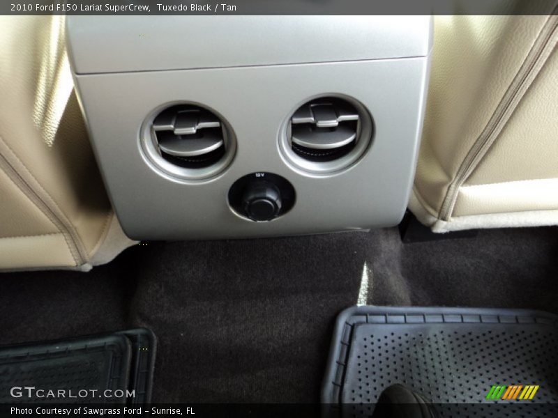 Tuxedo Black / Tan 2010 Ford F150 Lariat SuperCrew