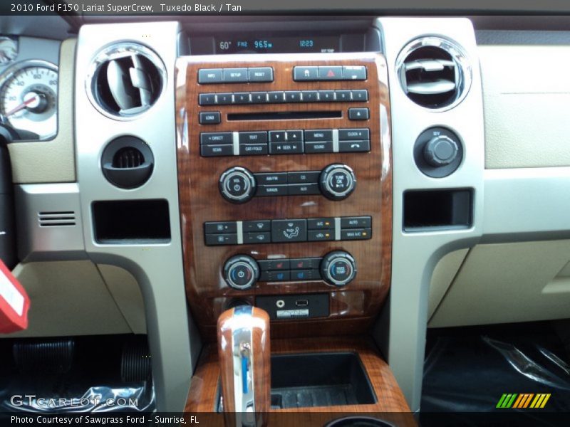 Tuxedo Black / Tan 2010 Ford F150 Lariat SuperCrew