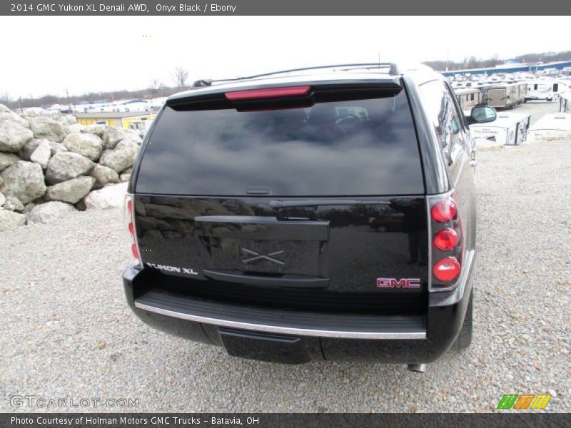 Onyx Black / Ebony 2014 GMC Yukon XL Denali AWD