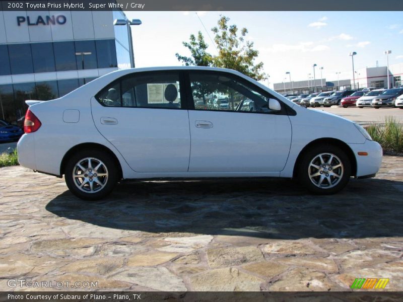 Super White / Gray 2002 Toyota Prius Hybrid