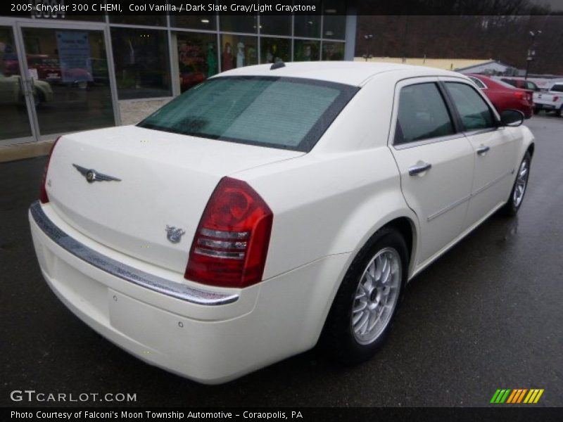 Cool Vanilla / Dark Slate Gray/Light Graystone 2005 Chrysler 300 C HEMI