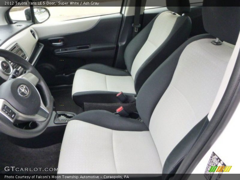 Super White / Ash Gray 2012 Toyota Yaris LE 5 Door