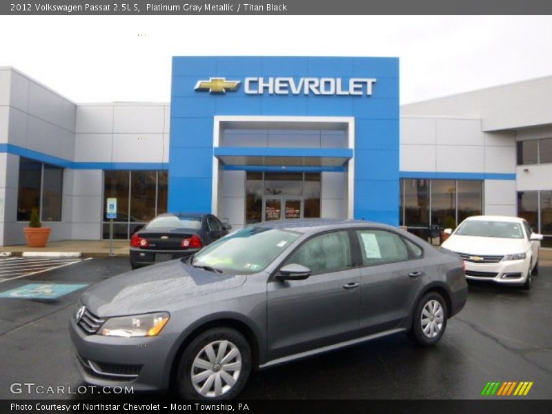 Platinum Gray Metallic / Titan Black 2012 Volkswagen Passat 2.5L S