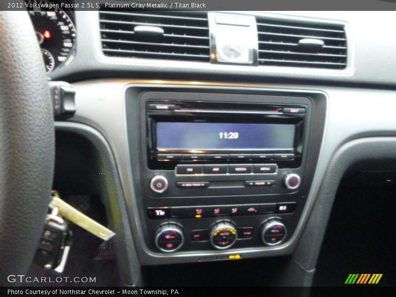 Platinum Gray Metallic / Titan Black 2012 Volkswagen Passat 2.5L S