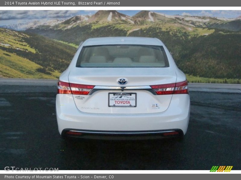 Blizzard Pearl / Almond 2014 Toyota Avalon Hybrid XLE Touring
