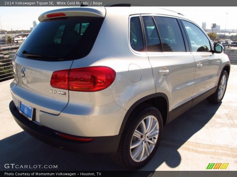 White Gold Metallic / Beige 2014 Volkswagen Tiguan SE