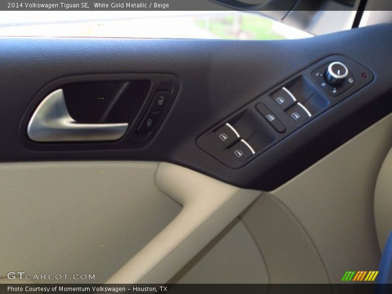 White Gold Metallic / Beige 2014 Volkswagen Tiguan SE
