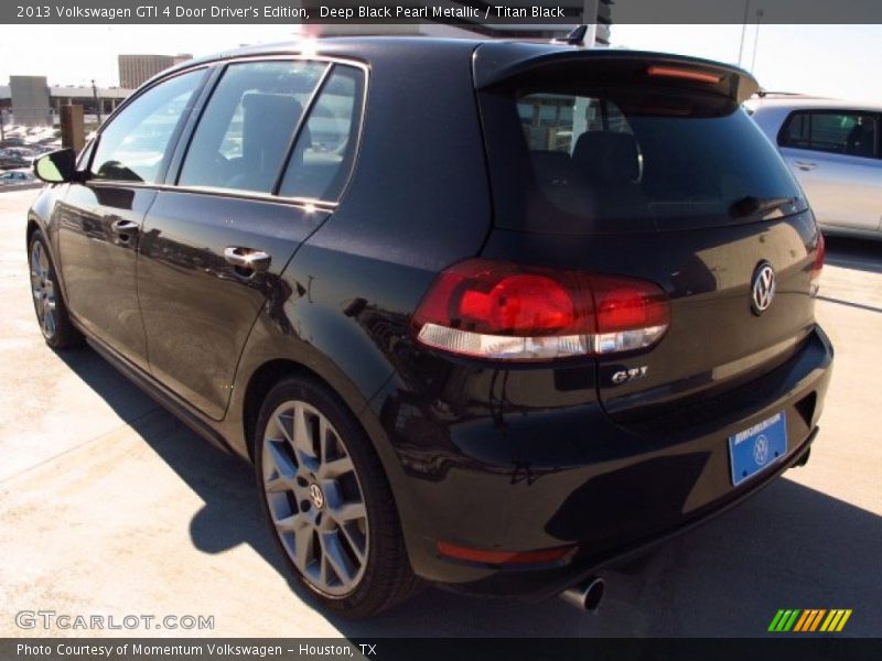 Deep Black Pearl Metallic / Titan Black 2013 Volkswagen GTI 4 Door Driver's Edition