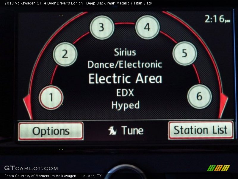 Deep Black Pearl Metallic / Titan Black 2013 Volkswagen GTI 4 Door Driver's Edition