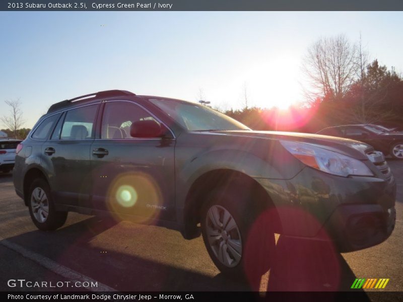 Cypress Green Pearl / Ivory 2013 Subaru Outback 2.5i