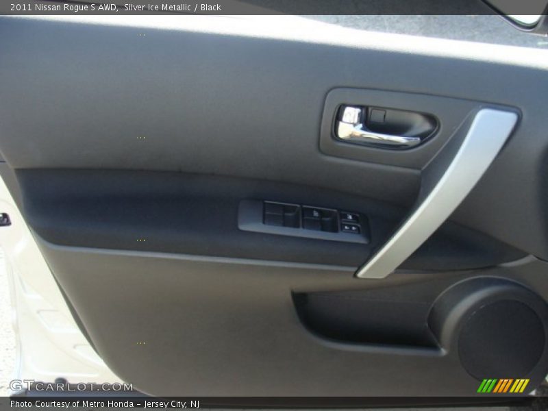 Silver Ice Metallic / Black 2011 Nissan Rogue S AWD