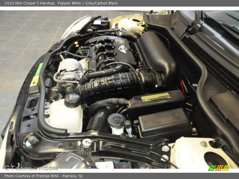 Pepper White / Grey/Carbon Black 2010 Mini Cooper S Hardtop