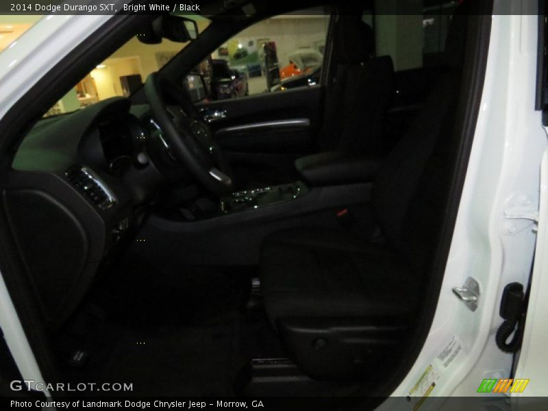Bright White / Black 2014 Dodge Durango SXT