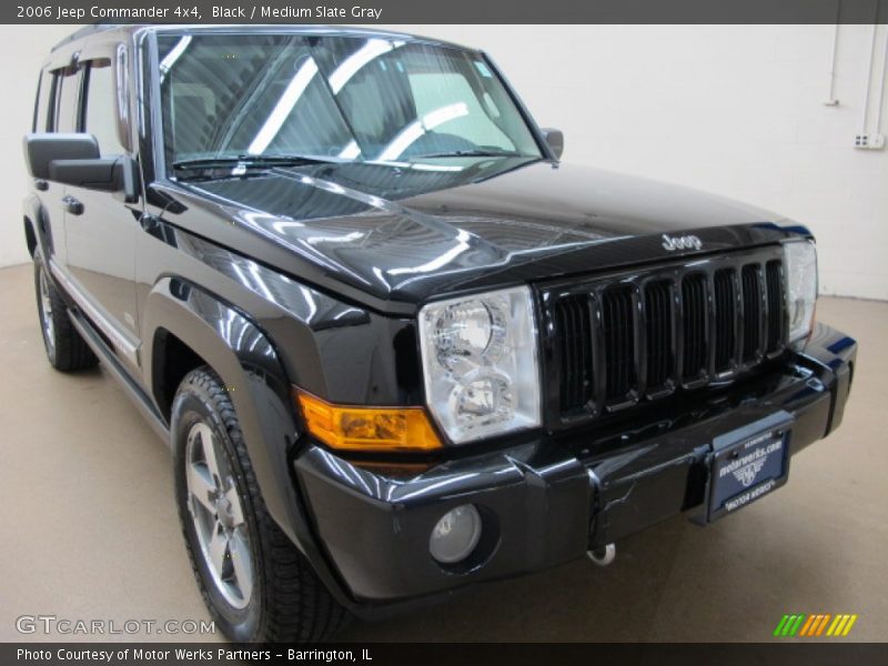 Black / Medium Slate Gray 2006 Jeep Commander 4x4