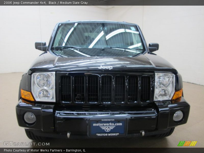 Black / Medium Slate Gray 2006 Jeep Commander 4x4