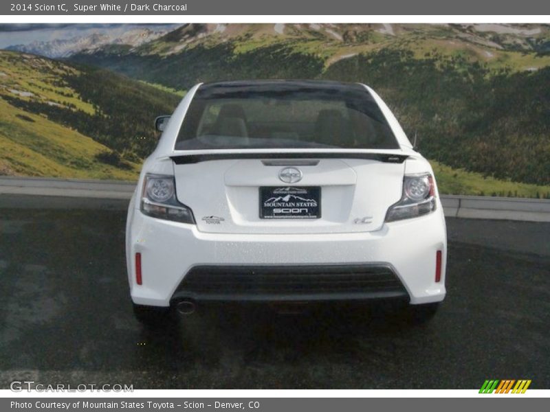 Super White / Dark Charcoal 2014 Scion tC