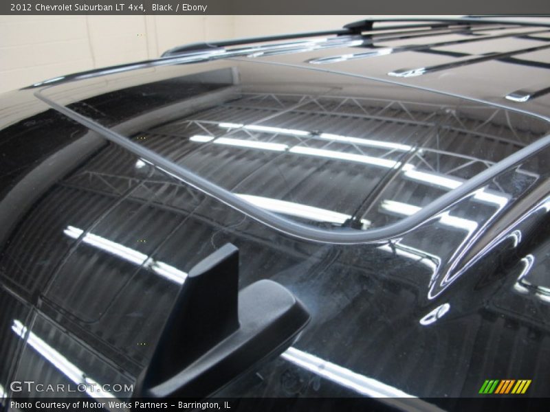 Black / Ebony 2012 Chevrolet Suburban LT 4x4