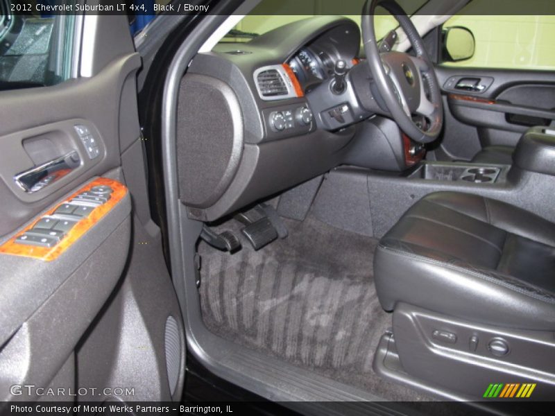 Black / Ebony 2012 Chevrolet Suburban LT 4x4